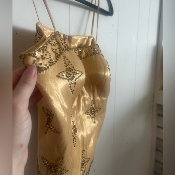 Chiffon, sz L gold sparkly beaded tank with, built in eccentuated built in bra. - Picture 7 of 14